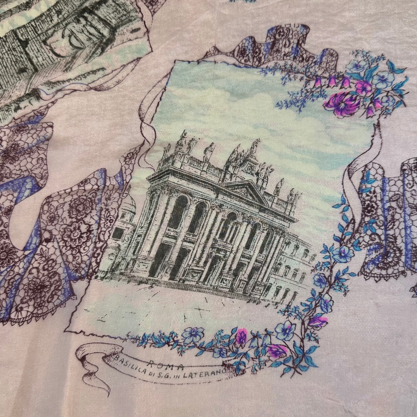 Italian Rome monument Scarf