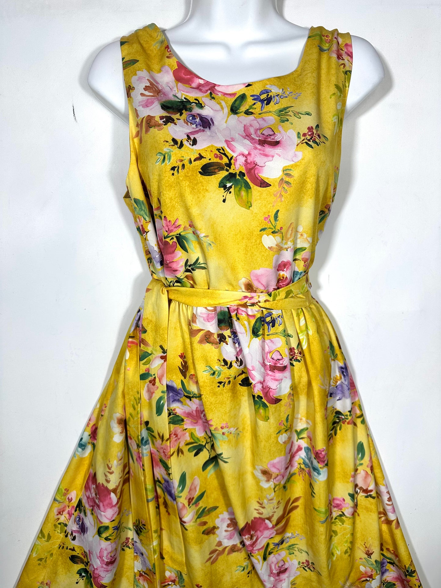 Hand Made 1960s Inspired Floral Golden Dress by Janet Smith M/L