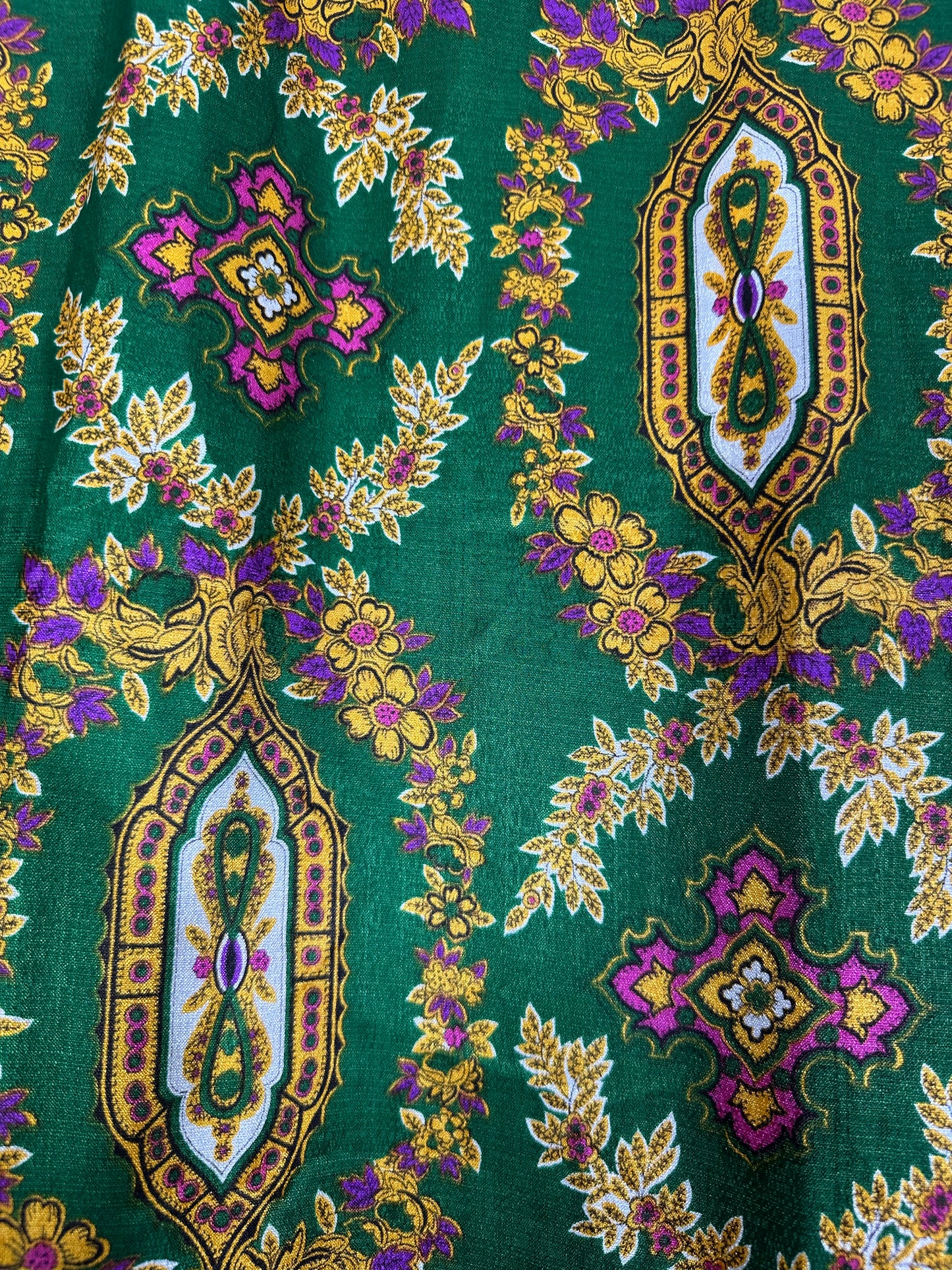 Vintage Kaftan Style Dress Green Ornate Pattern